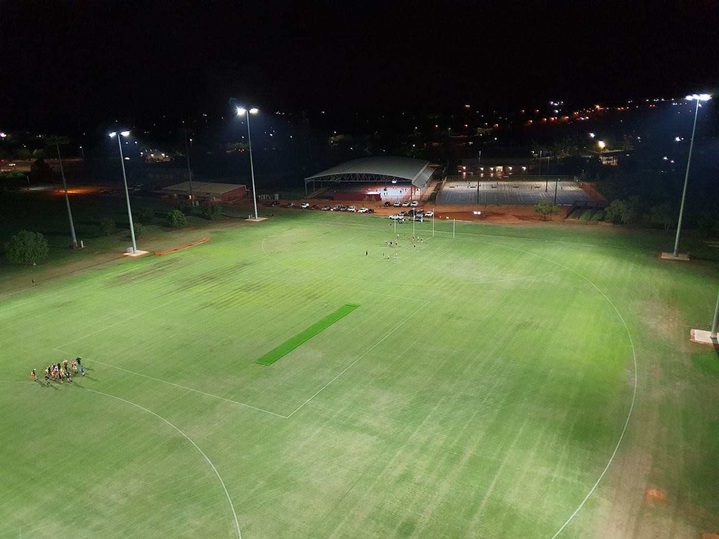 Nipper Roe oval floodlights, Broome